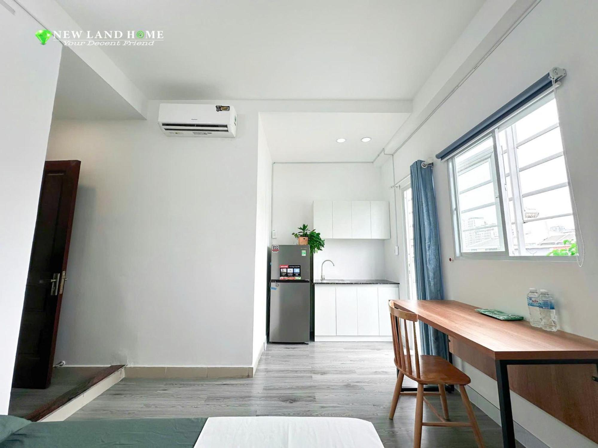 Khách sạn hẻo lánh New Land 2 - Phu My Hung